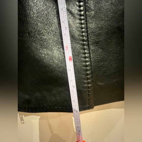 Vintage Classic Black Leather Zip-Front Jacket - women - Picture 7 of 9